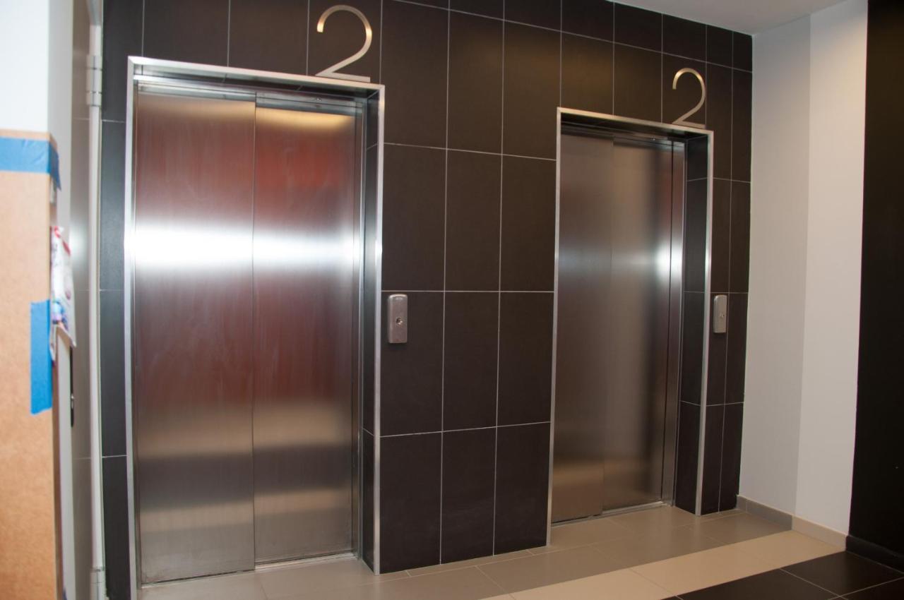 Apartament Cybernetyki Mokotow Warsaw Luaran gambar